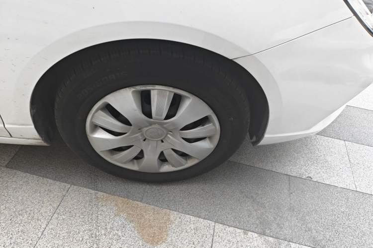Used Roewe Ei5 2018 Government Procurement Version Right Front Wheel Hub