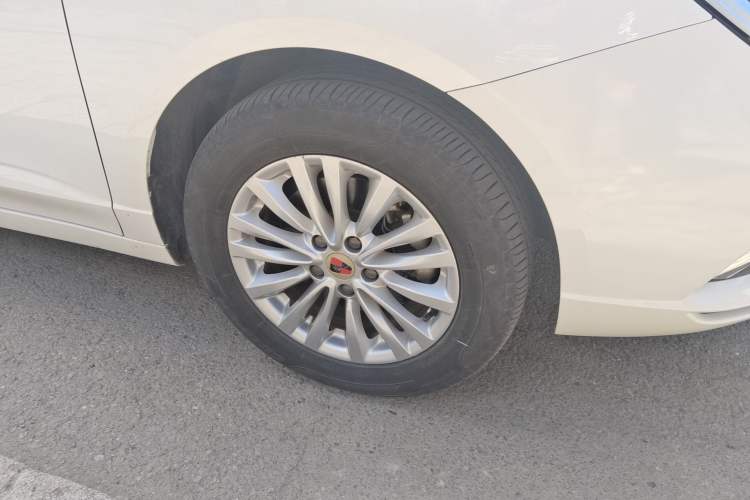 Used Roewe Ei5 2018 Internet Luxury Edition Right Front Wheel Hub