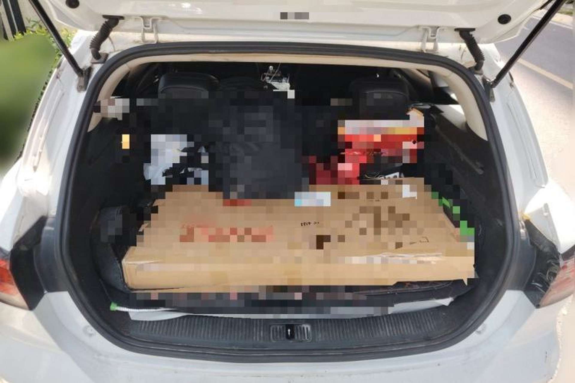 Used Roewe Ei5 2018 Internet Luxury Edition Trunk