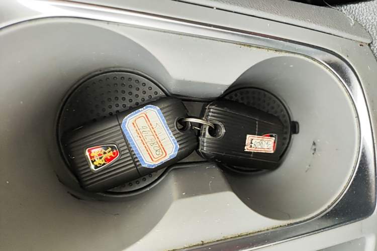 Used Roewe Ei5 2018 Internet Luxury Edition Vehicle Key