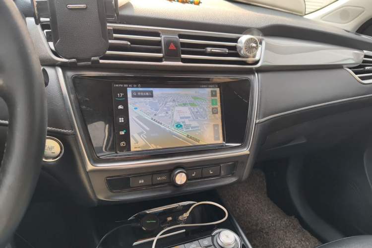 Used Roewe Ei5 2018 Internet Flagship Edition Audio And AC Panel