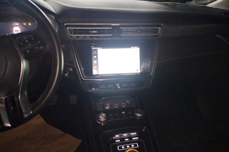 Used Roewe Ei5 2018 Internet Flagship Edition Audio And AC Panel
