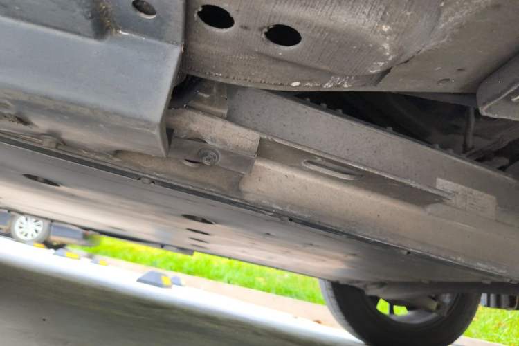 Used Roewe Ei5 2018 Internet Flagship Edition Chassis Front Left