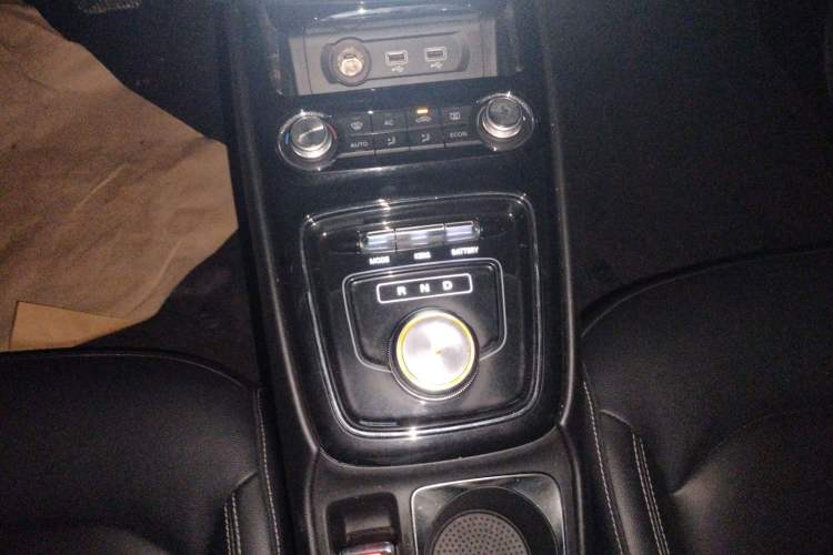 Used Roewe Ei5 2018 Internet Flagship Edition Gear Lever