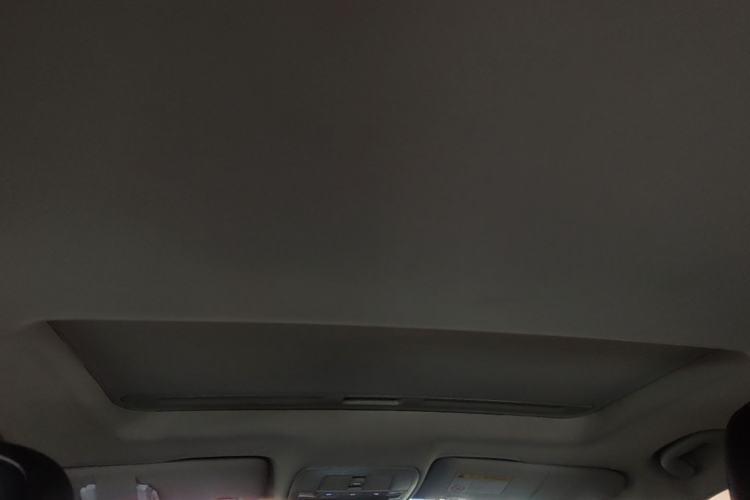 Used Roewe Ei5 2018 Internet Luxury Edition Headliner