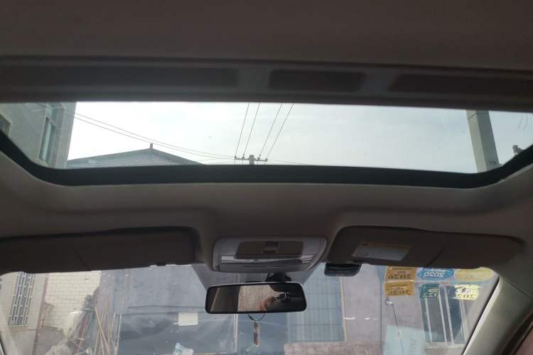 Used Roewe Ei5 2018 Internet Luxury Edition Headliner