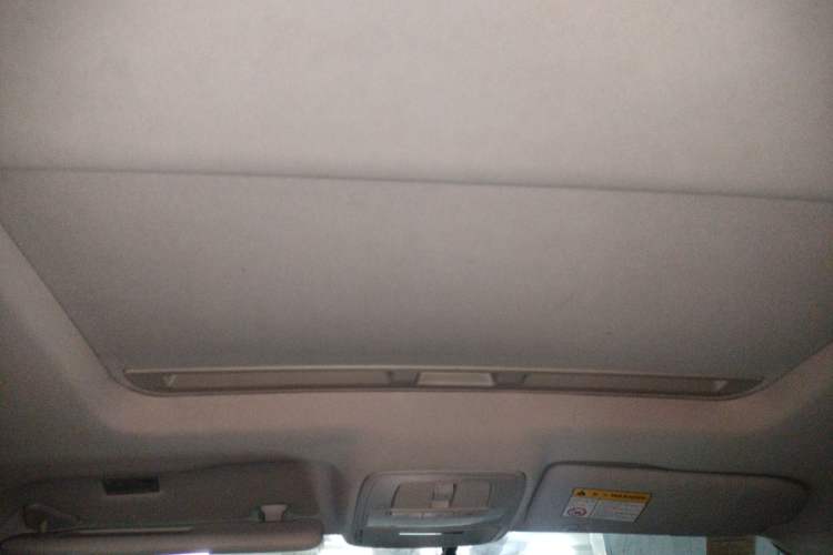Used Roewe Ei5 2018 Internet Flagship Edition Headliner