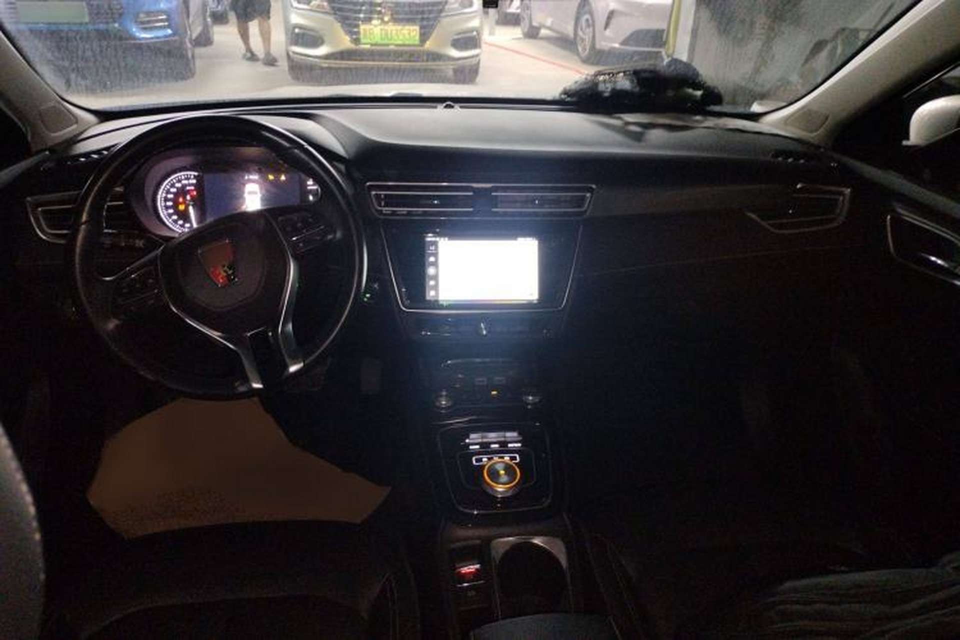 Used Roewe Ei5 2018 Internet Flagship Edition Interior 2