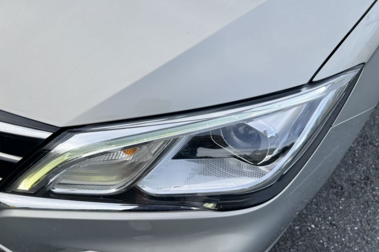 Used Roewe Ei5 2018 Internet Luxury Edition Left Front Headlight