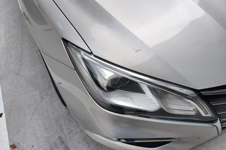 Used Roewe Ei5 2018 Internet Flagship Edition Right Front Headlight