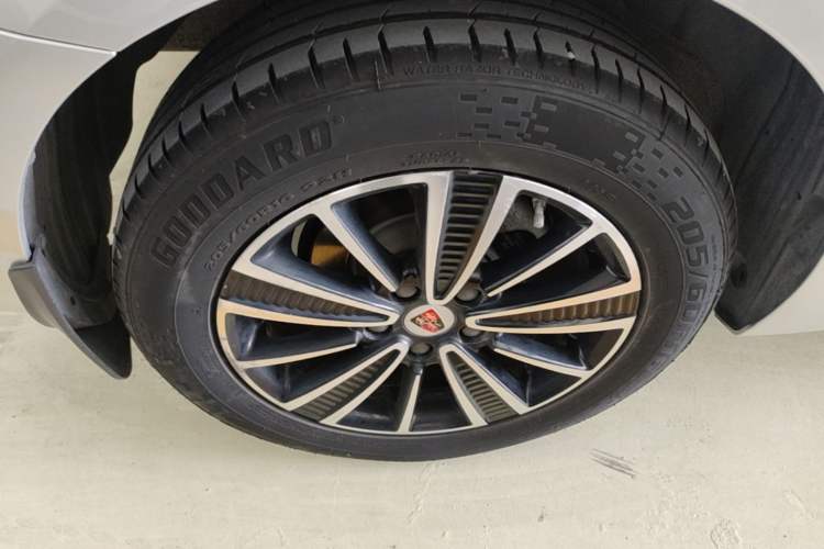 Used Roewe Ei5 2018 Internet Flagship Edition Right Rear Wheel Hub