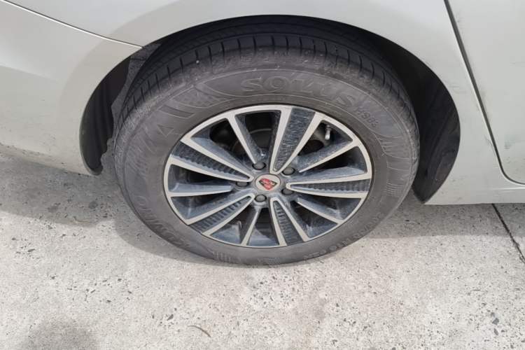 Used Roewe Ei5 2018 Internet Flagship Edition Right Rear Wheel Hub