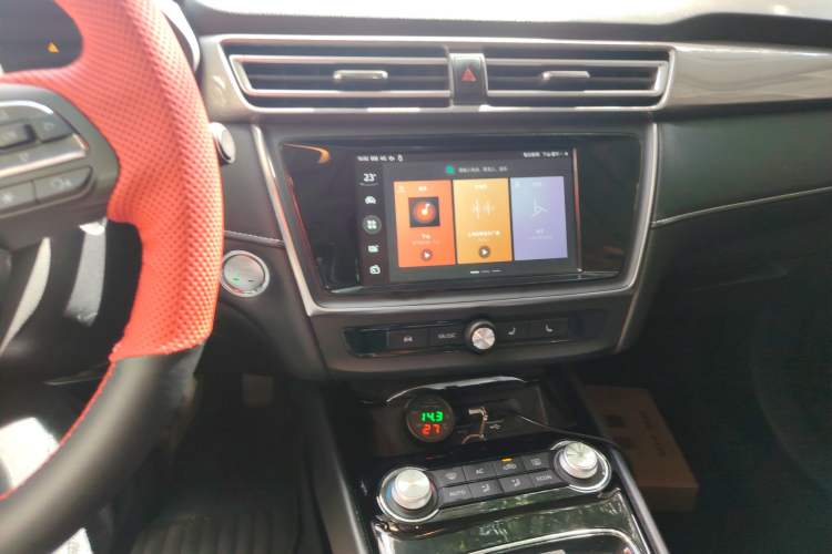 Used Roewe Ei5 2019 Smart Connect Flagship Edition Audio And AC Panel