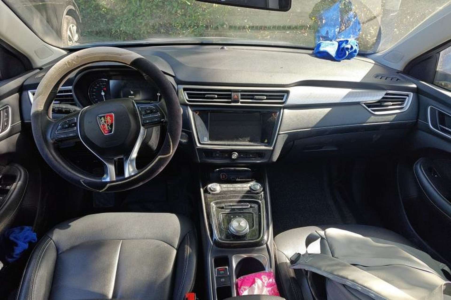 Used Roewe Ei5 2019 Luxury Edition Center Console