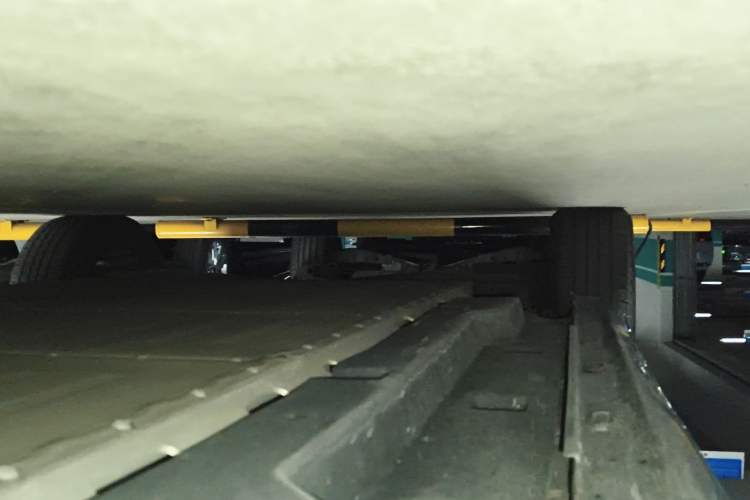 Used Roewe Ei5 2019 Smart Connect Supreme Edition Chassis Front Right