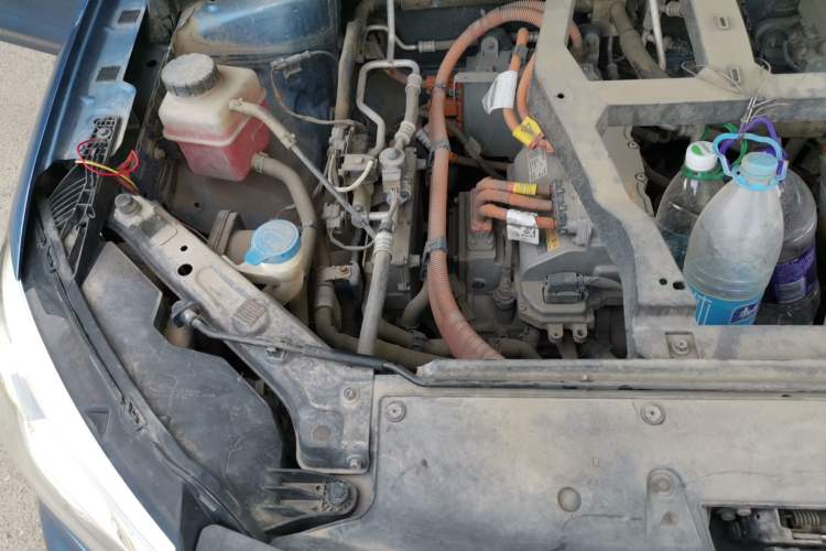 Used Roewe Ei5 2019 Comfort Edition Engine Bay Right