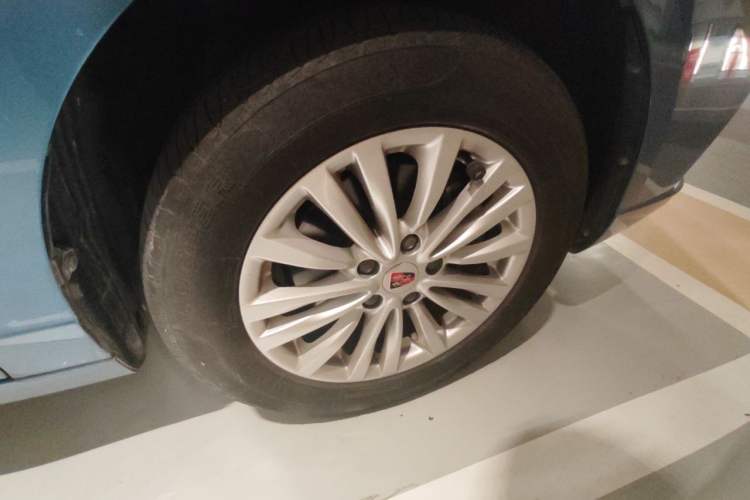 Used Roewe Ei5 2019 Luxury Edition Exterior 1