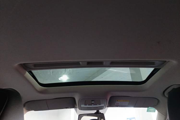 Used Roewe Ei5 2019 Smart Connect Flagship Edition Headliner