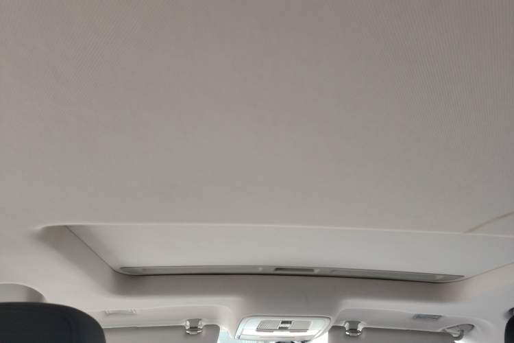 Used Roewe Ei5 2019 Smart Connect Flagship Edition Headliner