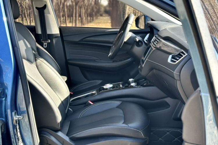 Used Roewe Ei5 2019 Smart Connect Flagship Edition Interior 5