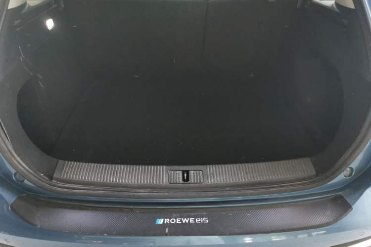 Used Roewe Ei5 2019 Comfort Edition Trunk