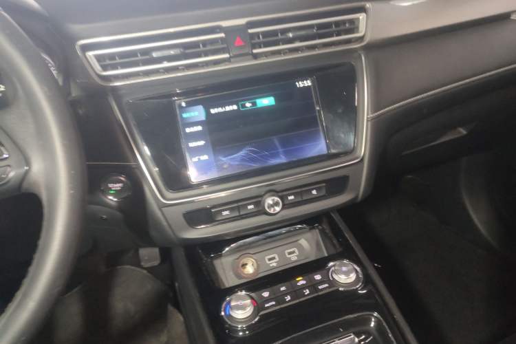 Used Roewe Ei5 2019 Luxury Edition Audio And AC Panel