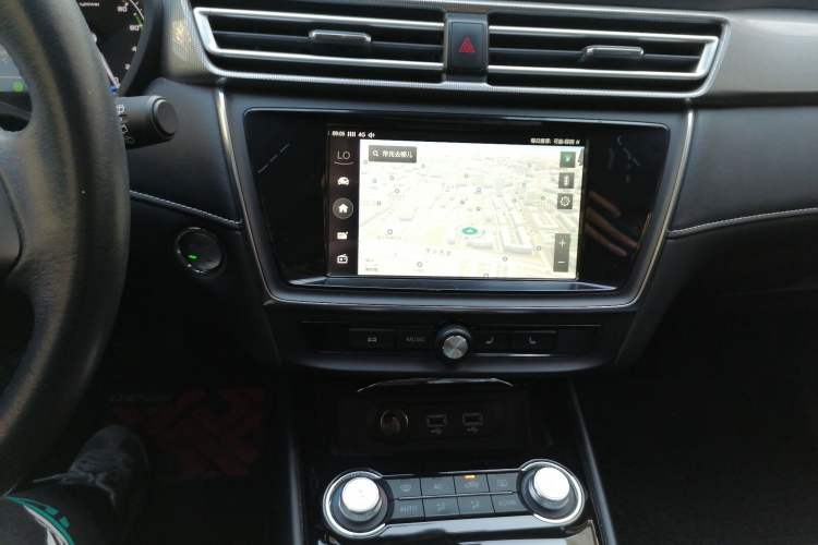 Used Roewe Ei5 2019 Smart Connect Supreme Edition Audio And AC Panel