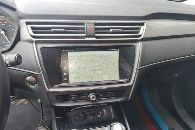 Used Roewe Ei5 2019 Luxury Edition Audio And AC Panel