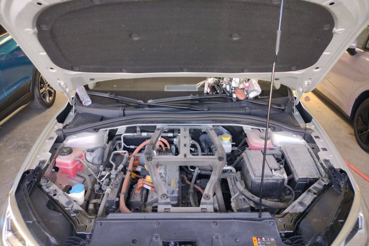 Used Roewe Ei5 2019 Luxury Edition Engine Bay