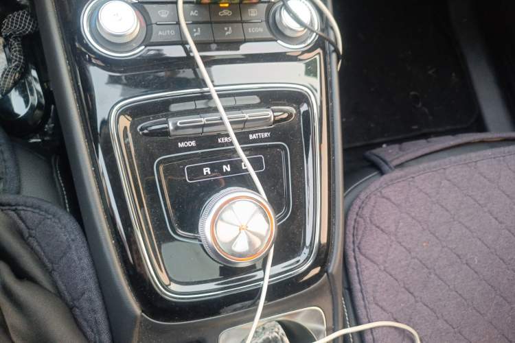 Used Roewe Ei5 2019 Luxury Edition Gear Lever