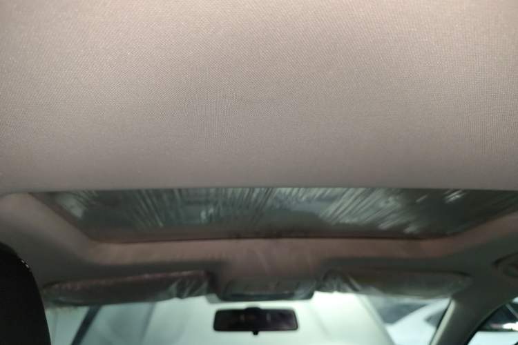 Used Roewe Ei5 2019 Luxury Edition Headliner
