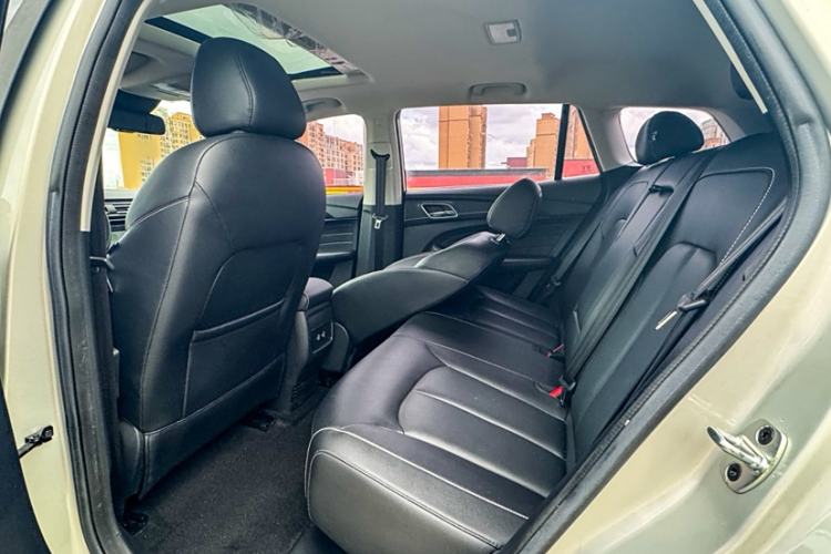 Used Roewe Ei5 2019 Smart Connect Supreme Edition Interior 4