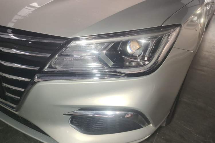 Used Roewe Ei5 2019 Luxury Edition Left Front Headlight