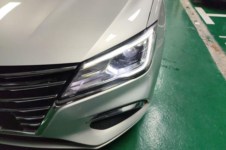 Used Roewe Ei5 2019 Smart Connect Supreme Edition Left Front Headlight