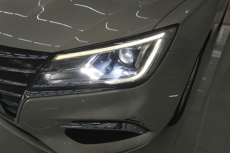 Used Roewe Ei5 2019 Luxury Edition Left Front Headlight