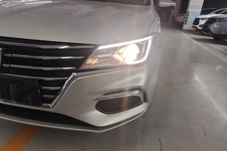 Used Roewe Ei5 2019 Smart Connect Supreme Edition Left Front Headlight