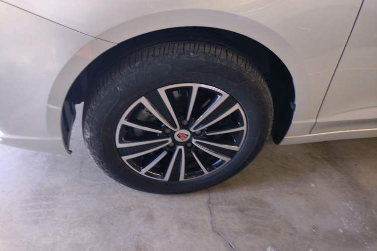 Used Roewe Ei5 2019 Luxury Edition Left Front Wheel Hub