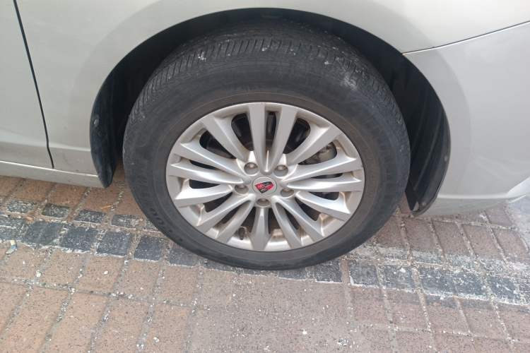 Used Roewe Ei5 2019 Luxury Edition Right Front Wheel Hub