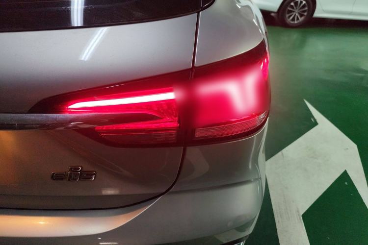 Used Roewe Ei5 2019 Luxury Edition Right Rear Taillight