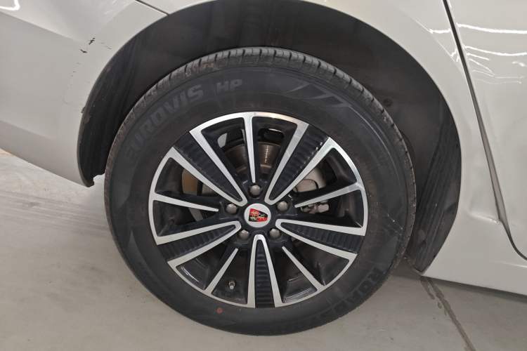 Used Roewe Ei5 2019 Smart Connect Supreme Edition Right Rear Wheel Hub