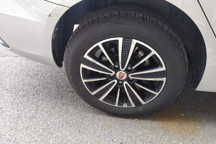 Used Roewe Ei5 2019 Luxury Edition Right Rear Wheel Hub