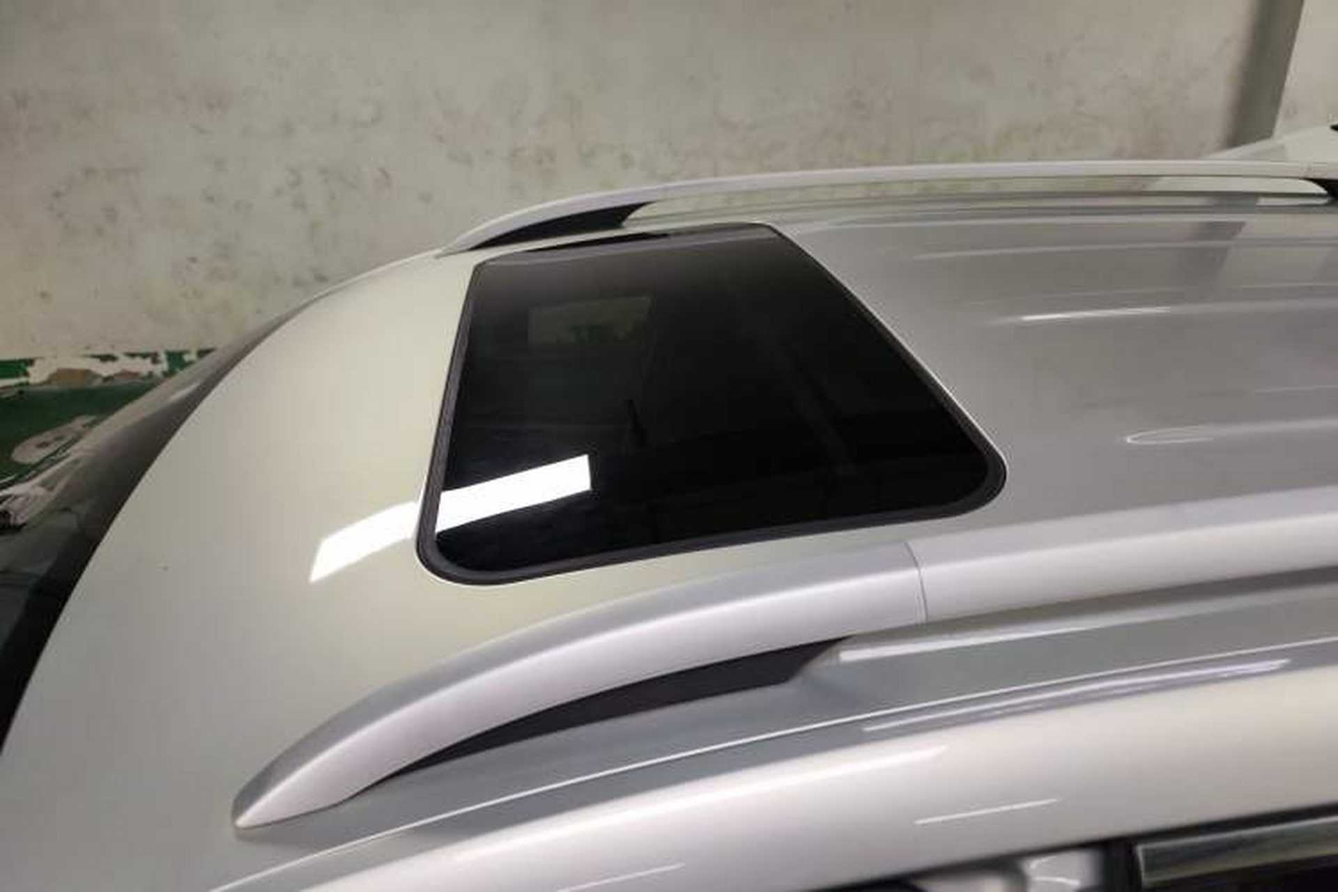 Used Roewe Ei5 2019 Smart Connect Supreme Edition Roof