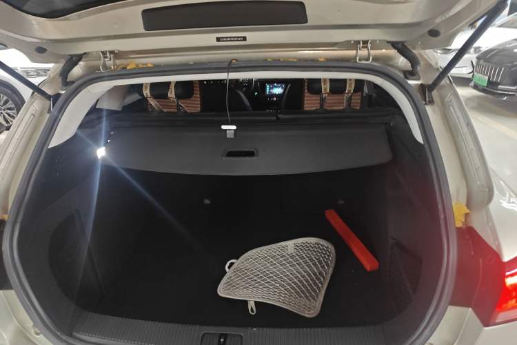 Used Roewe Ei5 2019 Smart Connect Supreme Edition Trunk
