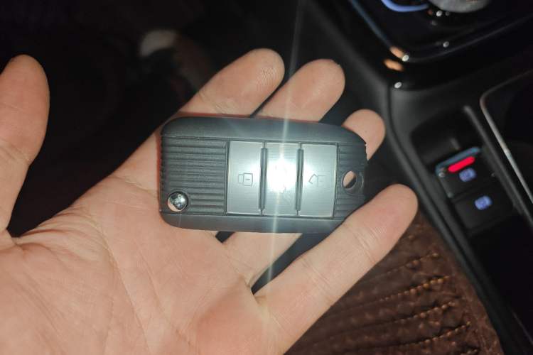 Used Roewe Ei5 2019 Smart Connect Supreme Edition Vehicle Key