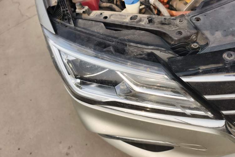 Used Roewe Ei5 2019 Luxury Edition Right Front Headlight