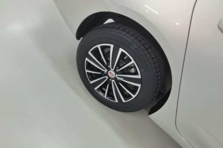 Used Roewe Ei5 2019 Smart Connect Supreme Edition Right Rear Wheel Hub
