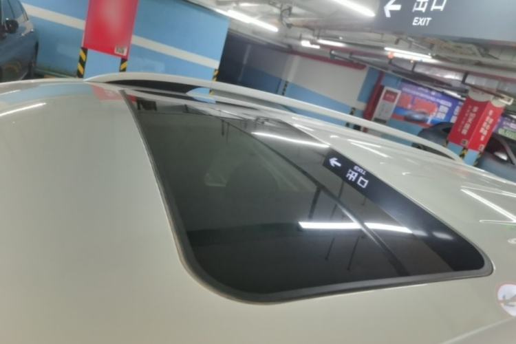 Used Roewe Ei5 2019 Smart Connect Supreme Edition Roof