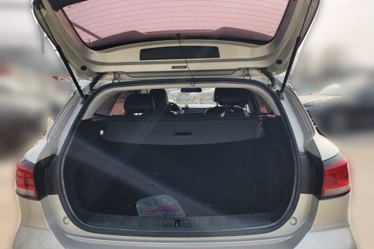Used Roewe Ei5 2019 Luxury Edition Trunk