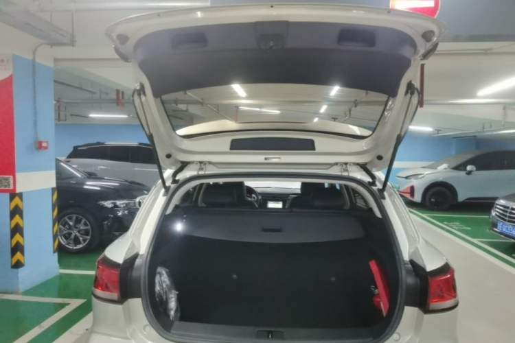 Used Roewe Ei5 2019 Smart Connect Supreme Edition Trunk