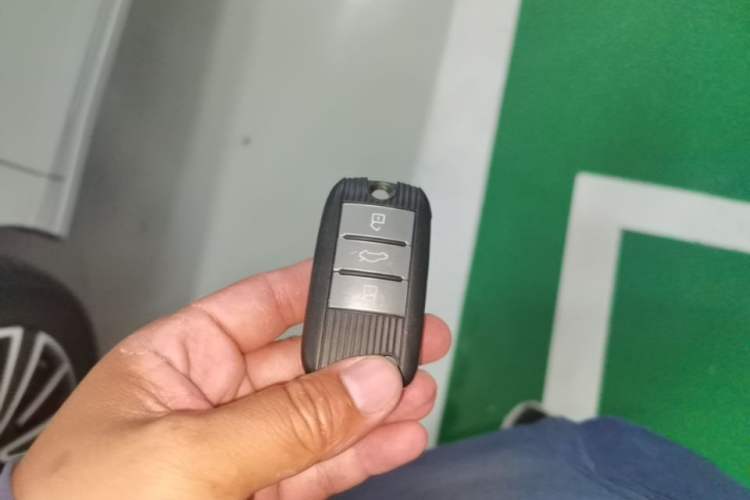 Used Roewe Ei5 2019 Smart Connect Supreme Edition Vehicle Key